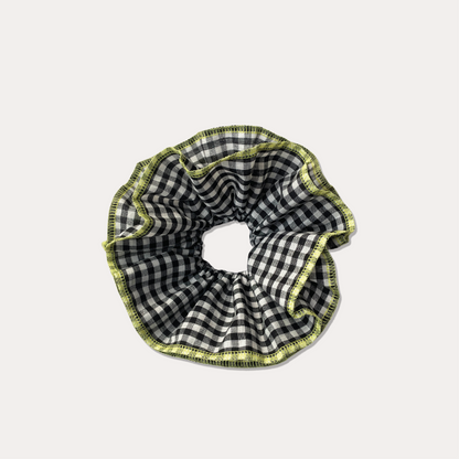 Vintage Gingham Scrunchie – 4 Layers Black W/ Green